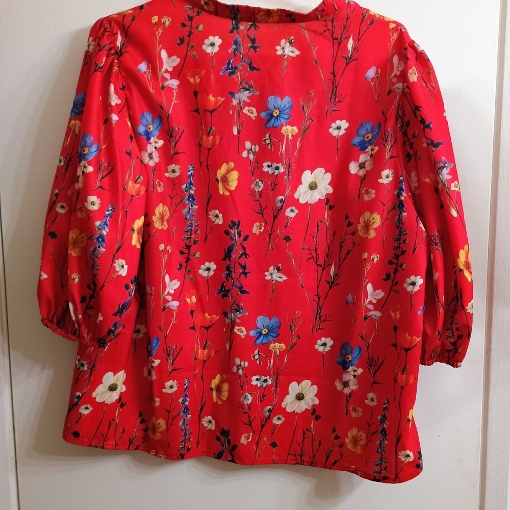 Floral Red Women's Top - Picture 3 of 4
